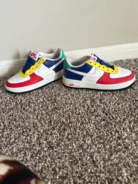 Nike Kids Low-Top Sneakers - White, Red, Blue, Yellow, Green